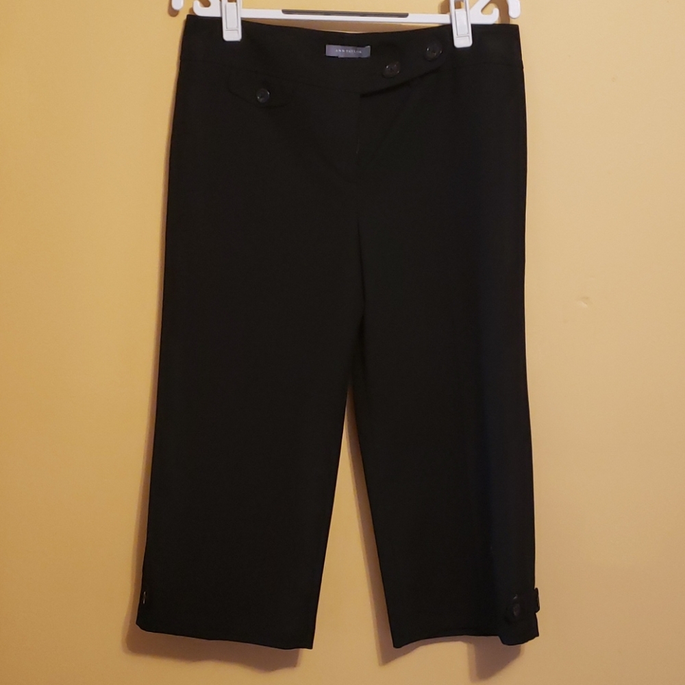 Ann Taylor "Lindsay" capri. Sz 8